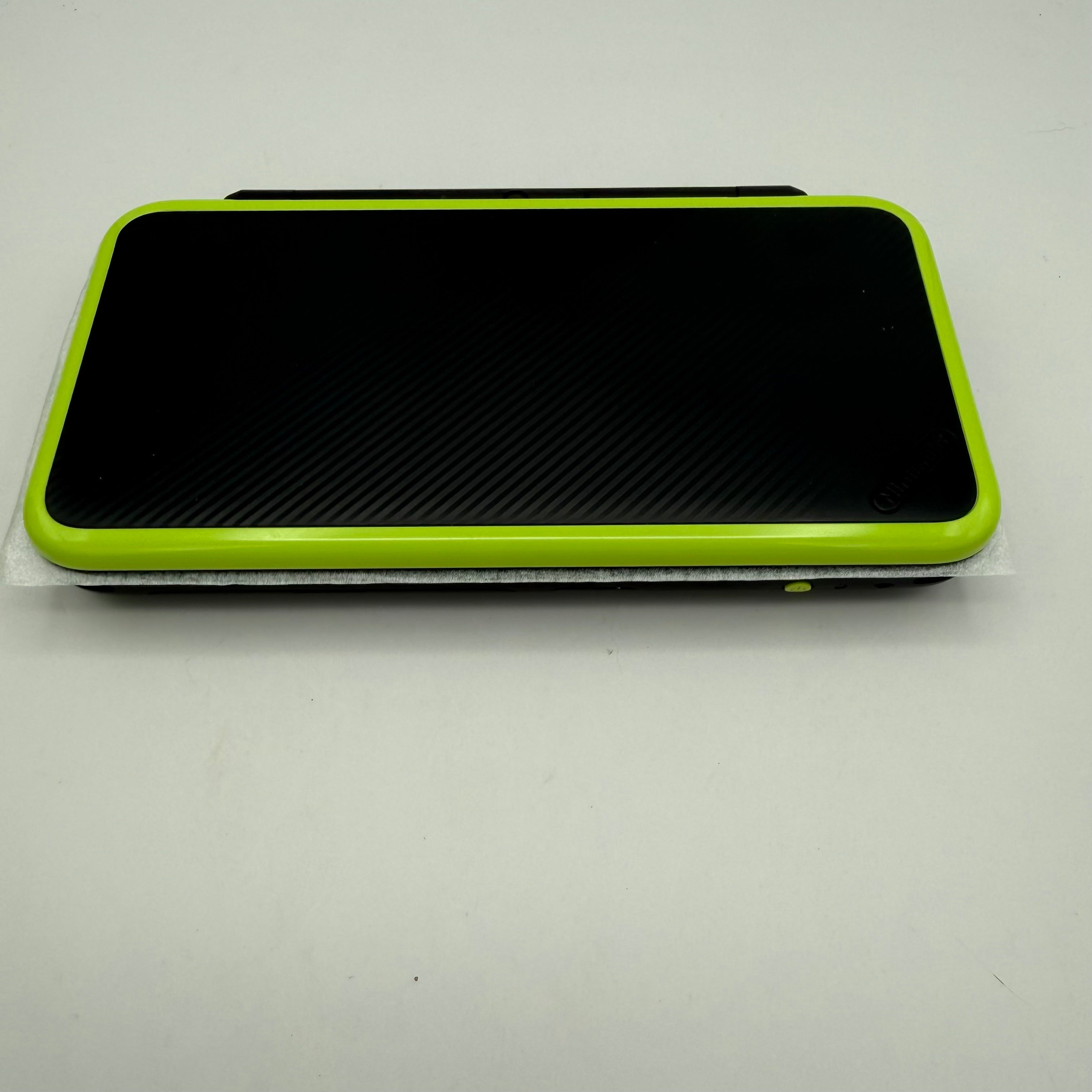 New Nintendo 2DS LL Black & Lime (JP Nintendo 3DS)