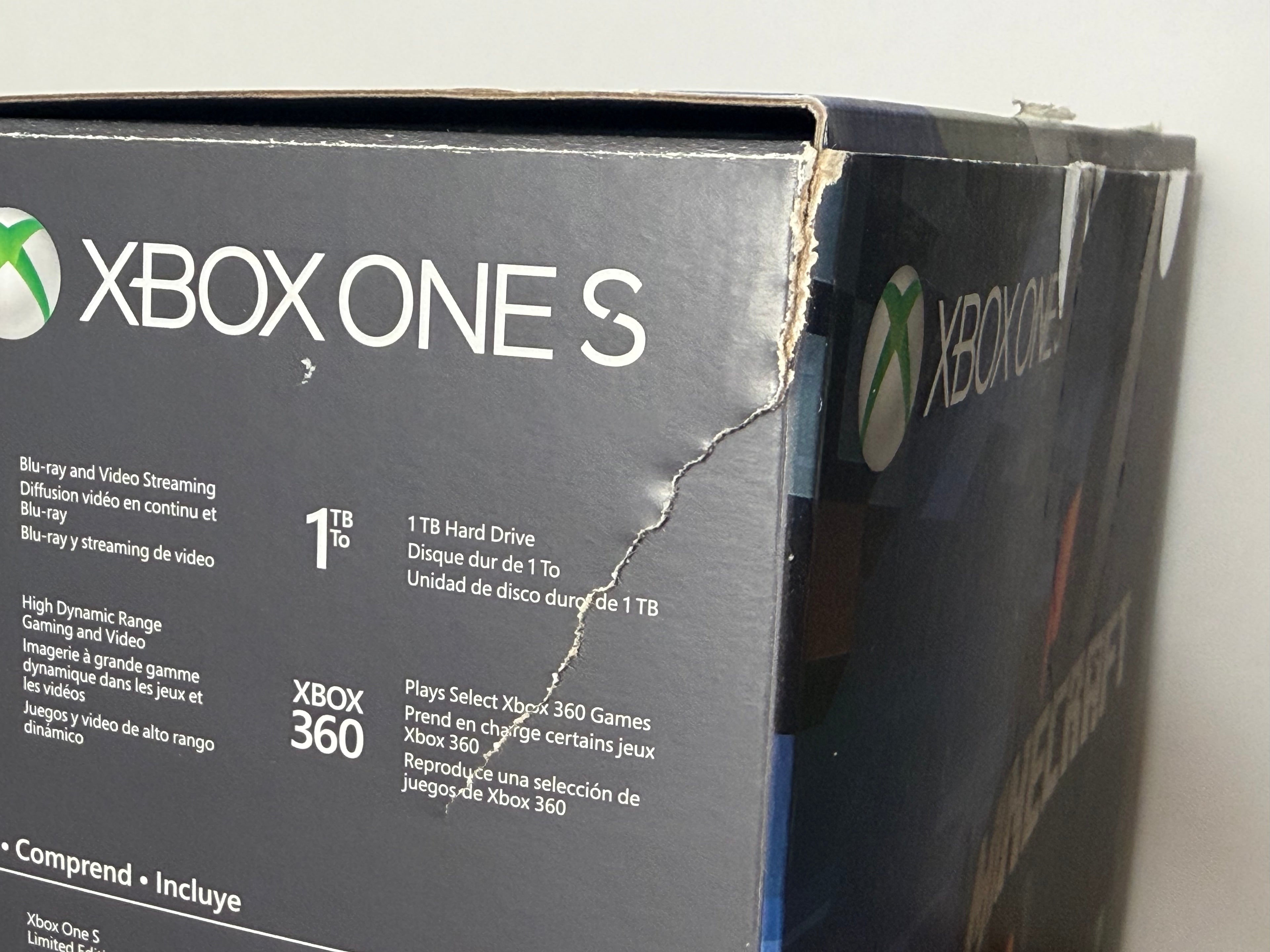 Xbox One S Minecraft Limited Edition 1TB Console with Creeper Controller